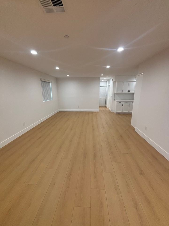 5526 South Wilton Place - Photo 6 of 22