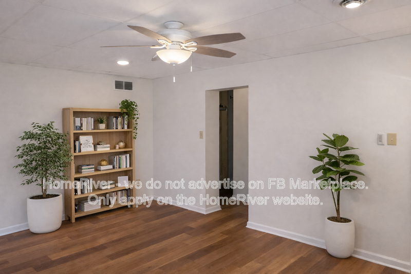 409 Mill St 2nd Fl - Photo 2 of 11