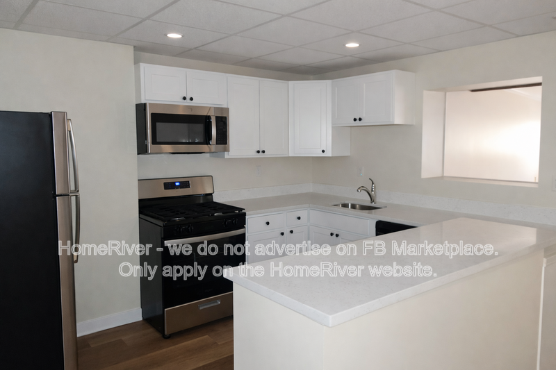 409 Mill St 2nd Fl - Photo 3 of 11