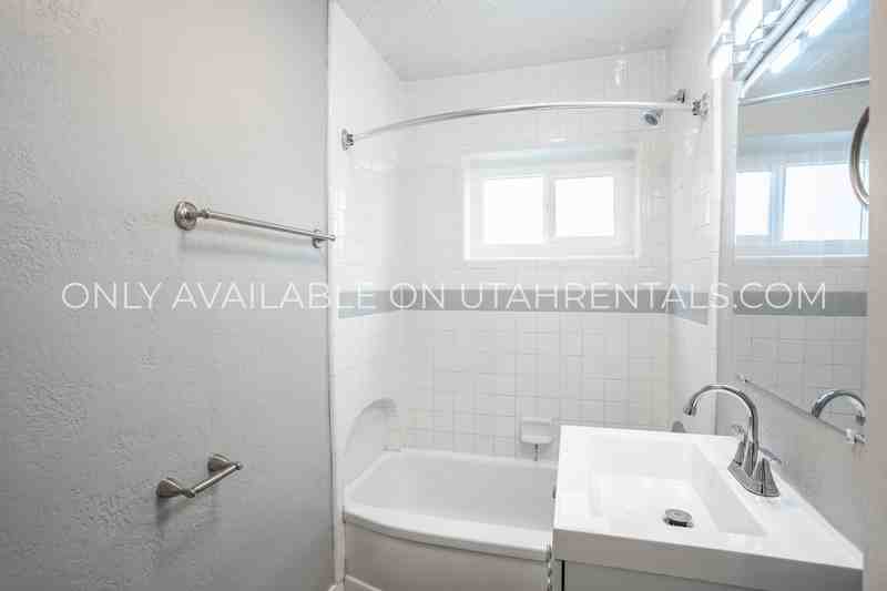 80 N Merchant St #3 - Photo 7 of 15