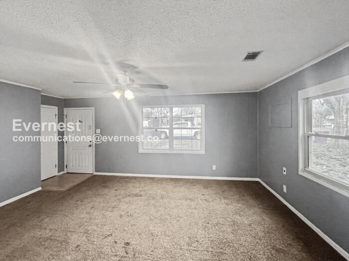 110 Border Cir - Photo 3 of 25