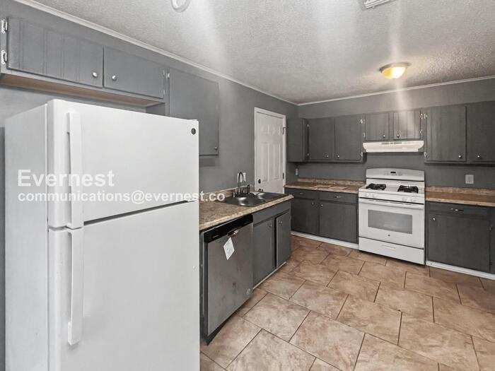 110 Border Cir - Photo 7 of 25