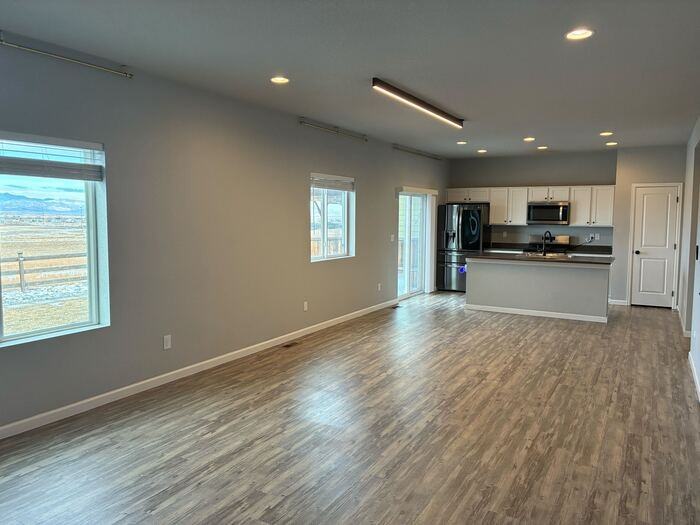 1123 Huntington Ave - Photo 4 of 35