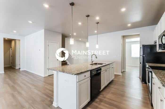 2110 Aiken Back Ln - Photo 4 of 18