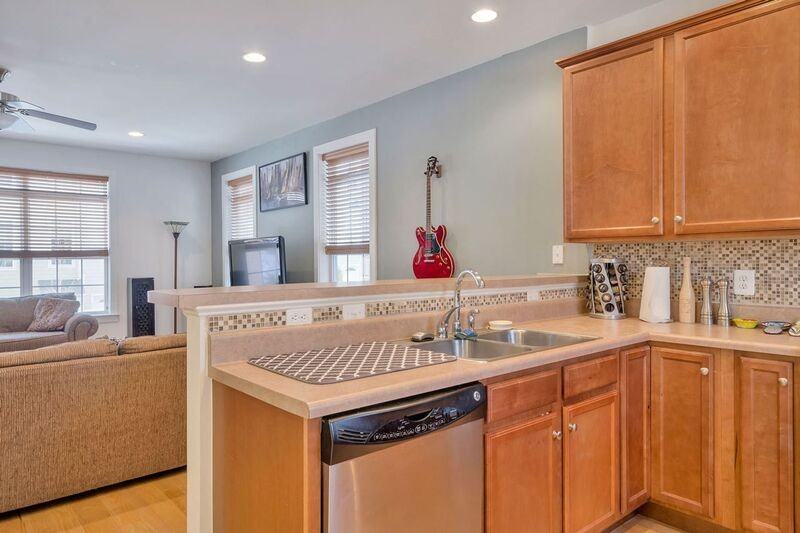 158 Brookwood Dr - Photo 2 of 11