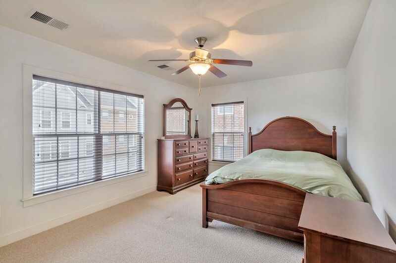 158 Brookwood Dr - Photo 5 of 11