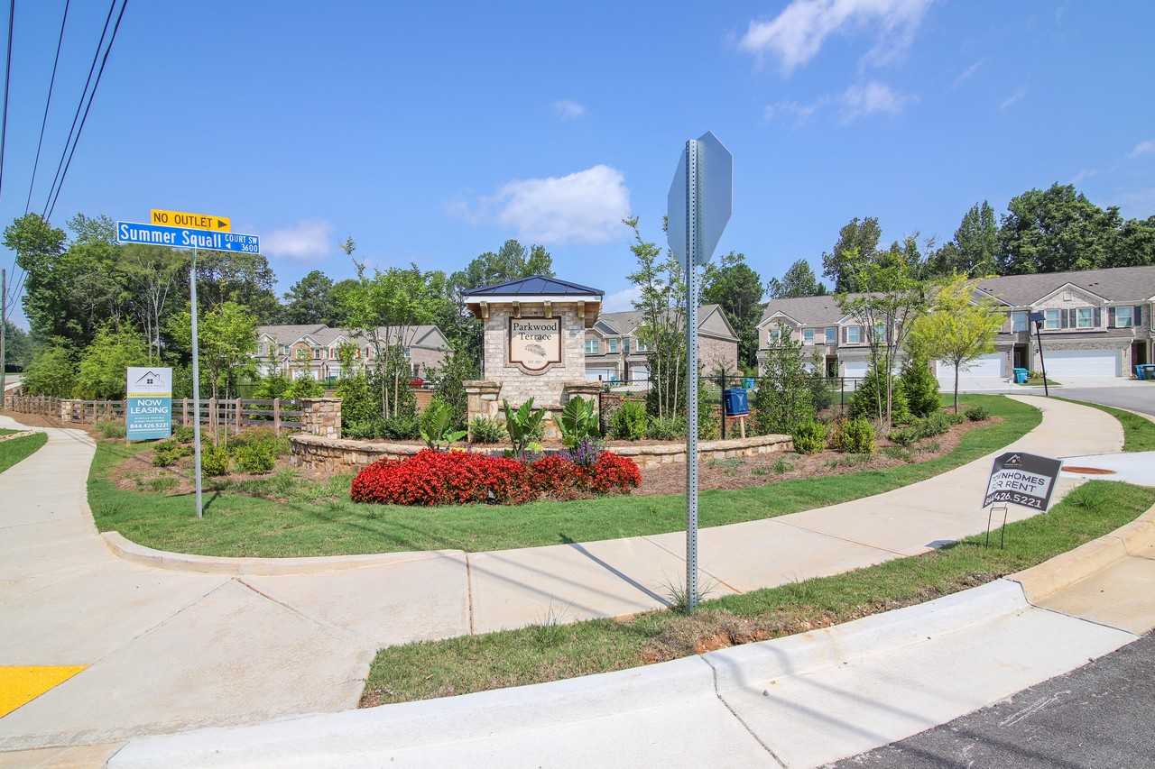 Parkwood Terrace - Photo 2 of 50