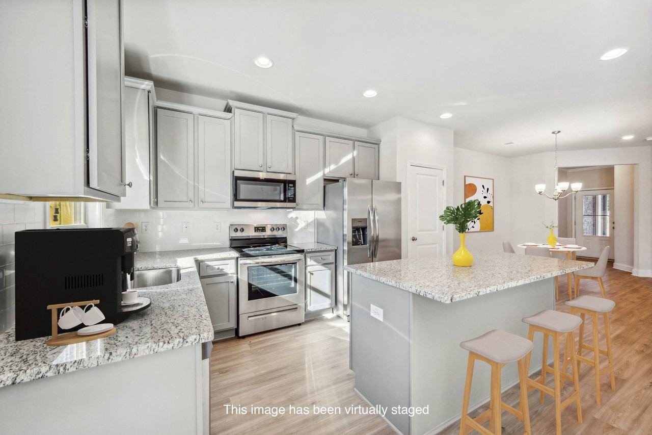 Parkwood Terrace - Photo 4 of 50