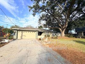 222 Lakeview Dr - Photo 1 of 1