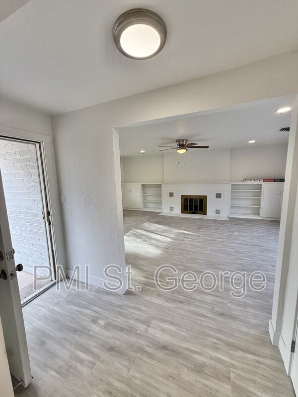 288 Diagonal St #A - Photo 5 of 29