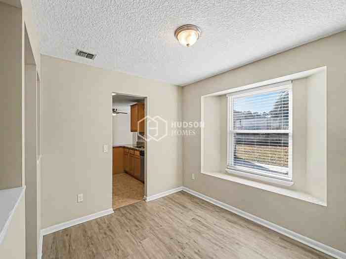 11548 Cypress Bend Ct - Photo 6 of 18