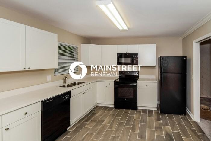 413 20th Ct Ne - Photo 7 of 17