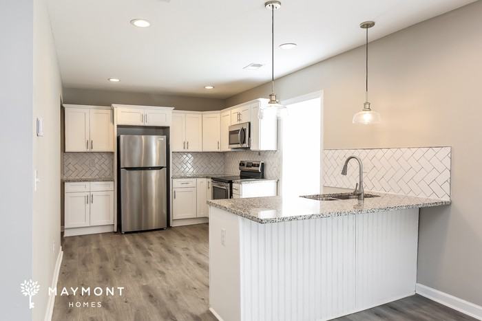 318 Bailey St - Photo 6 of 15