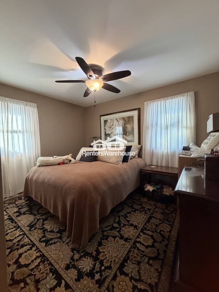 338 15th Ave N - Photo 7 of 15