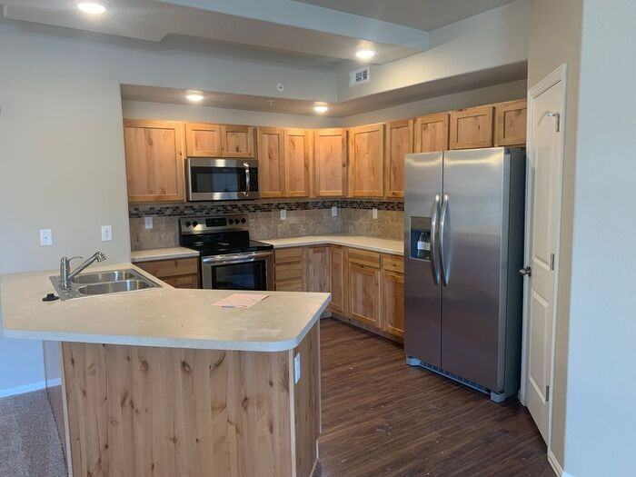 5551 29th St #3712 - Photo 2 of 13