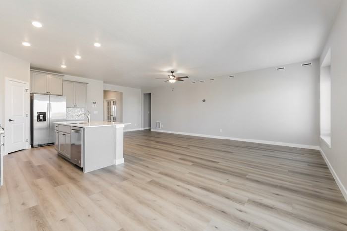 9452 Truckee Ct - Photo 6 of 16