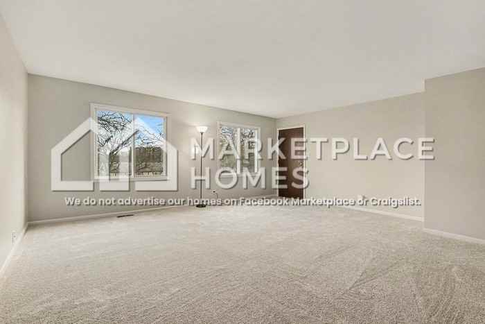 16764 Hillside Pl #2 - Photo 4 of 22