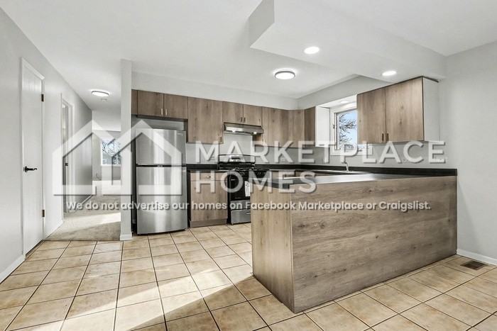 16764 Hillside Pl #2 - Photo 7 of 22