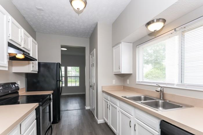 1218 Sunset Dr - Photo 7 of 14