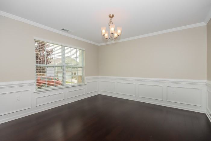 1402 Kent Downs Ave Sw - Photo 3 of 9