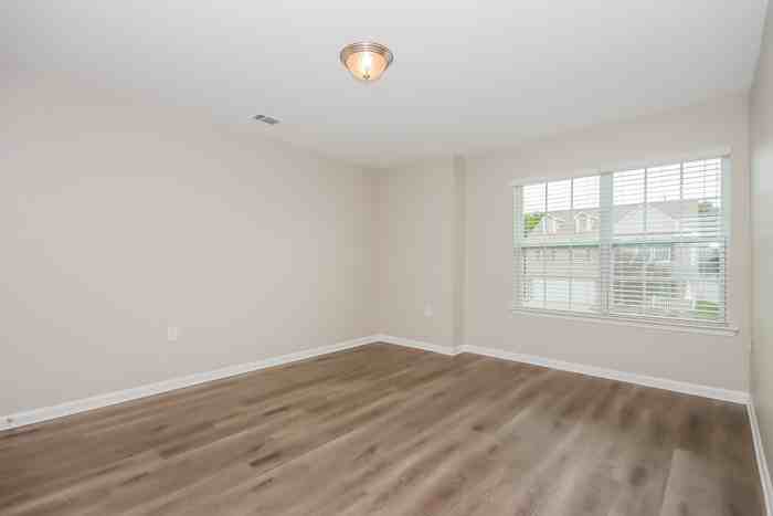 1402 Kent Downs Ave Sw - Photo 6 of 9