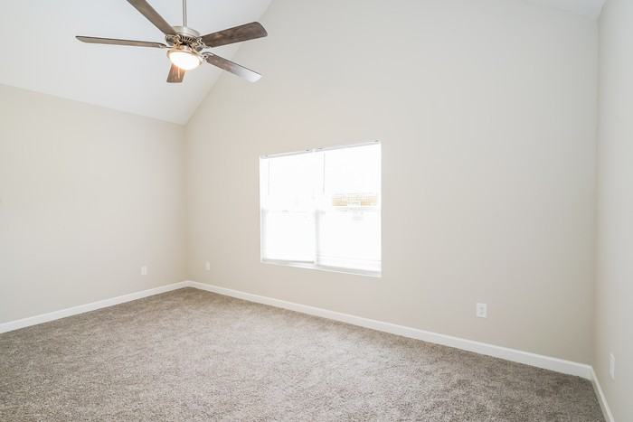 506 Highland Ct - Photo 6 of 10