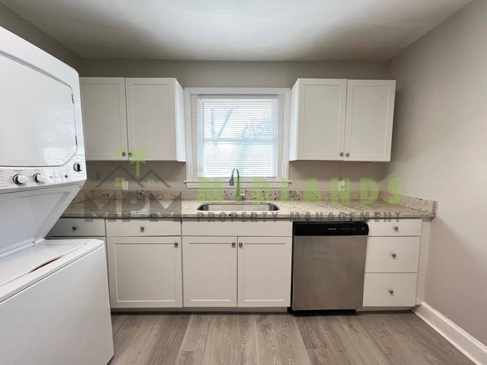 6811 Doby Dr - Photo 7 of 38