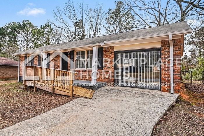 8219 Sussex Dr - Photo 3 of 18