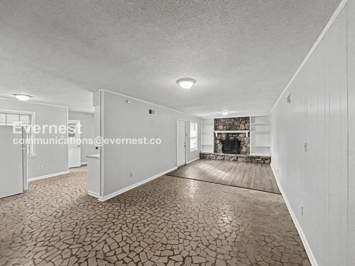 3199 Gina Dr - Photo 5 of 30