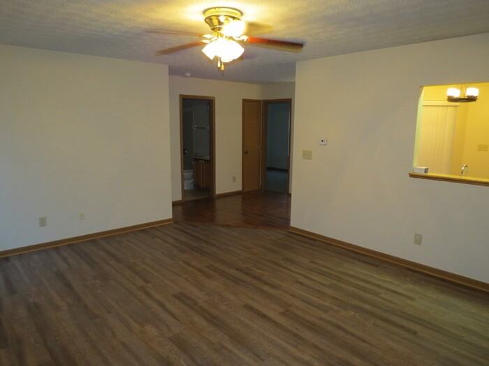 4284 Nipigon Dr - Photo 4 of 19