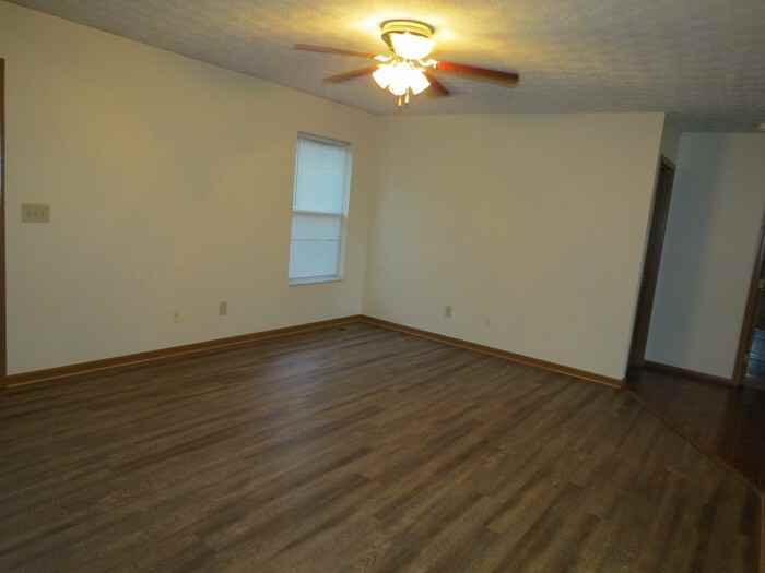 4284 Nipigon Dr - Photo 5 of 19