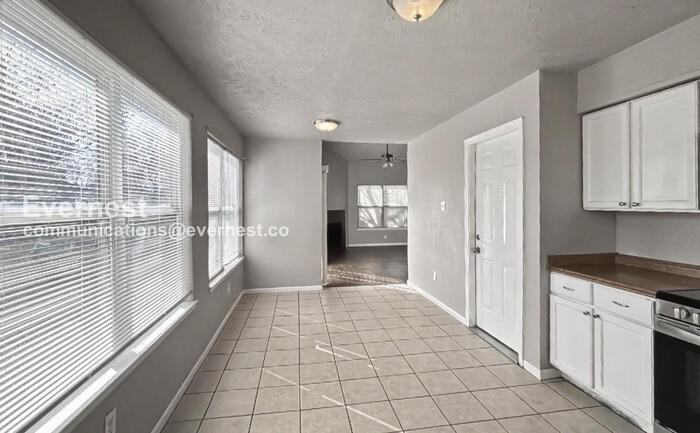 15915 Rosebriar Dr - Photo 4 of 22