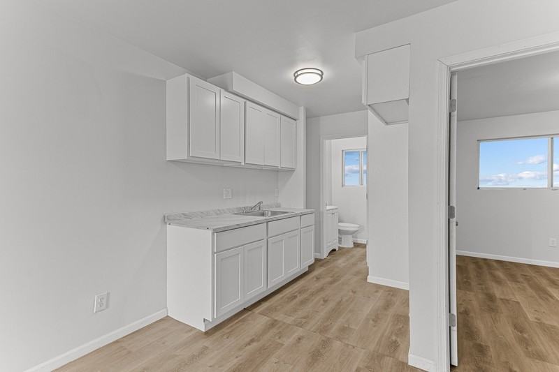 11411 Wyoming St - Photo 4 of 9