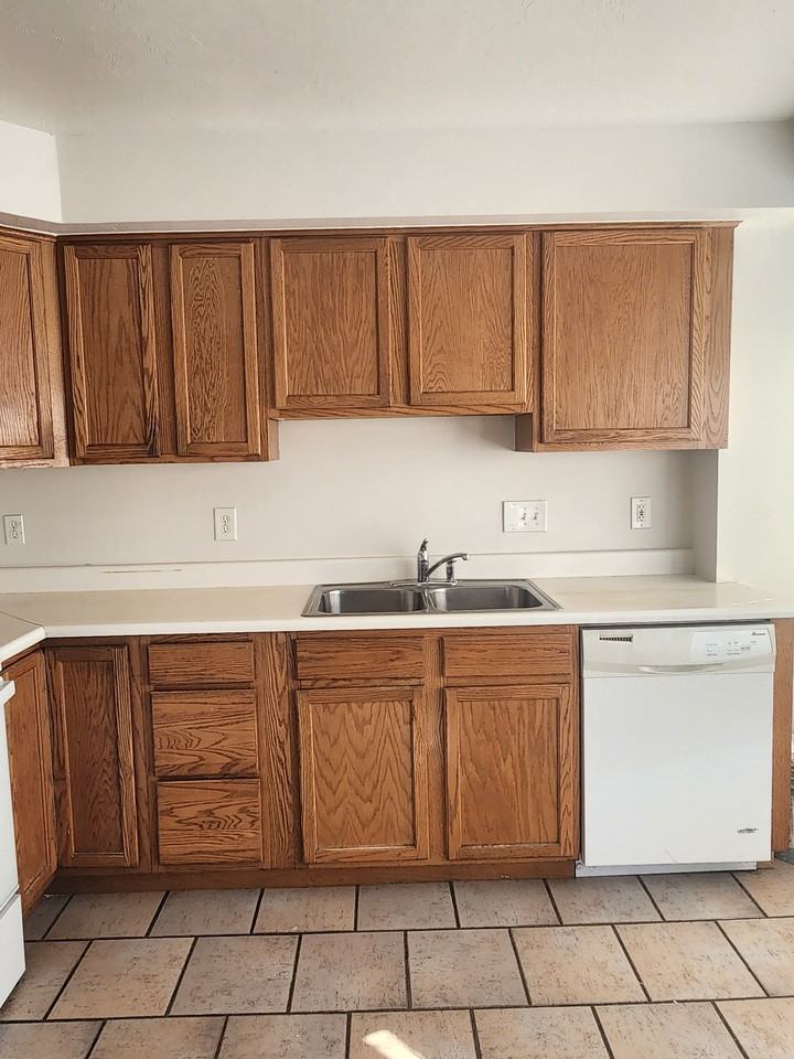 3935 W Crown Ave #3935 - Photo 7 of 14