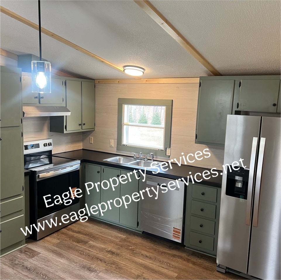 298 Rolling Hills Rd #1 - Photo 3 of 9