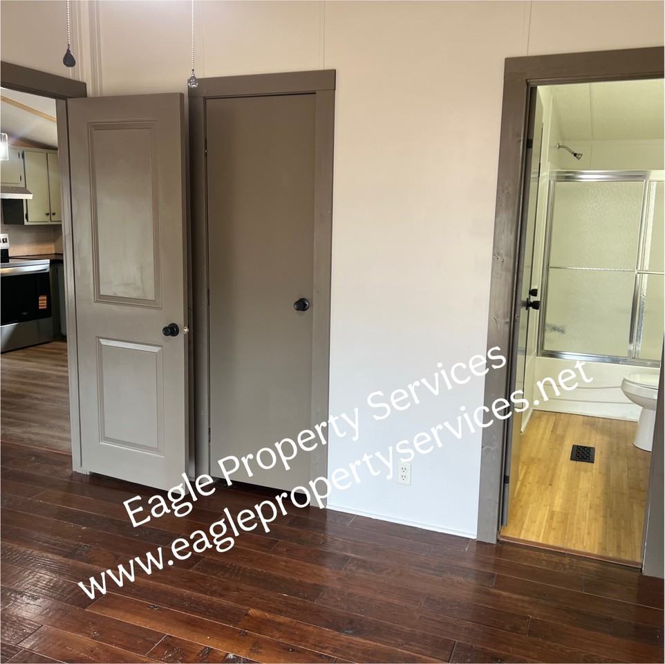 298 Rolling Hills Rd #1 - Photo 5 of 9