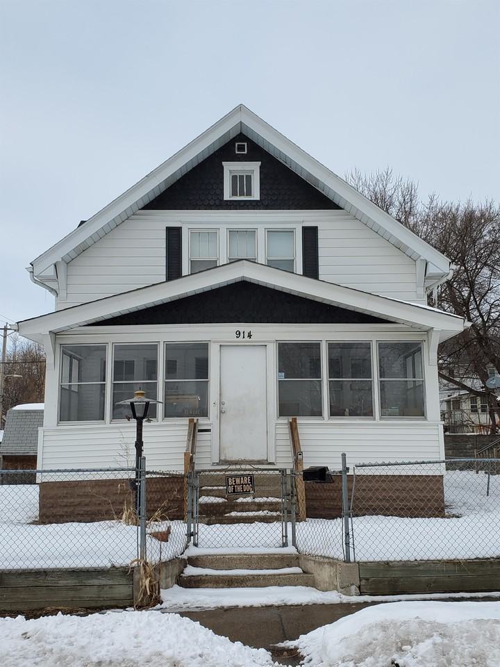 914 24th Ave N #0 - Photo 2 of 13