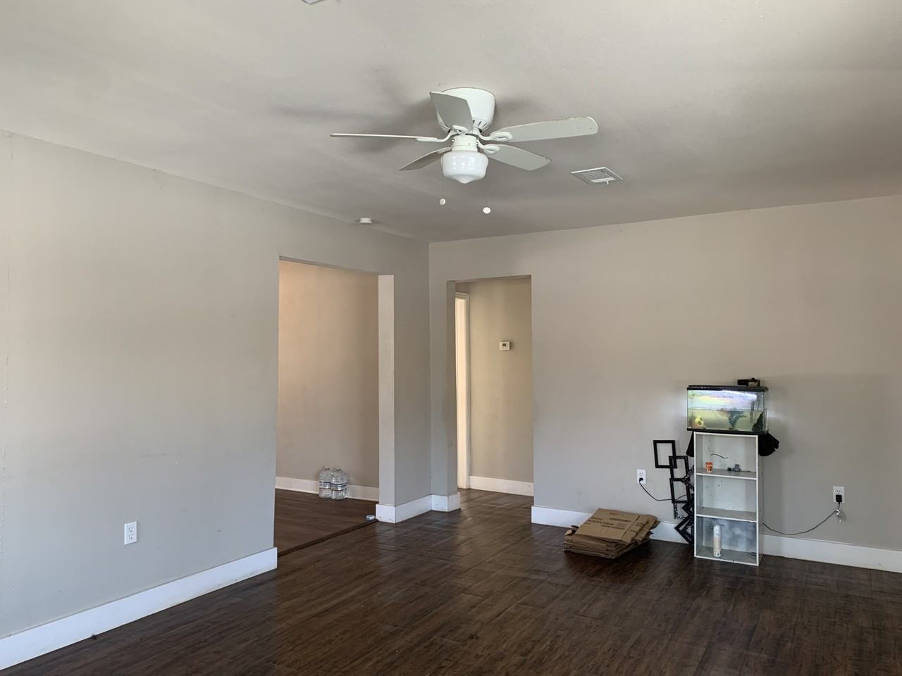 920 Hancock St #1 - Photo 5 of 8