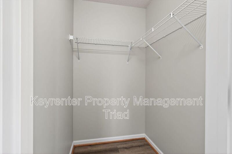 4285 Cedarcroft Ct #3B - Photo 5 of 28