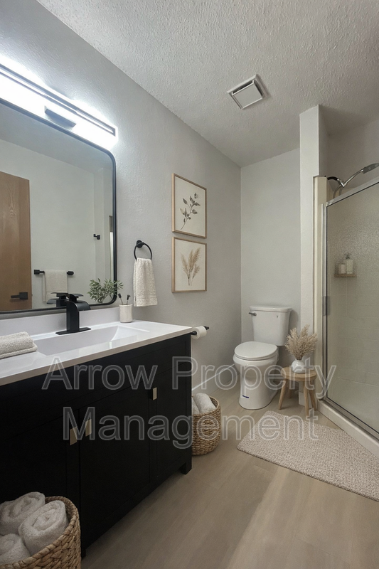 2350 N 44th St #9 - Photo 7 of 9