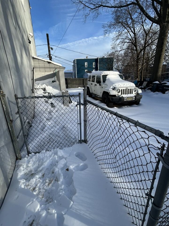 106 Osborne Terr - Photo 3 of 5