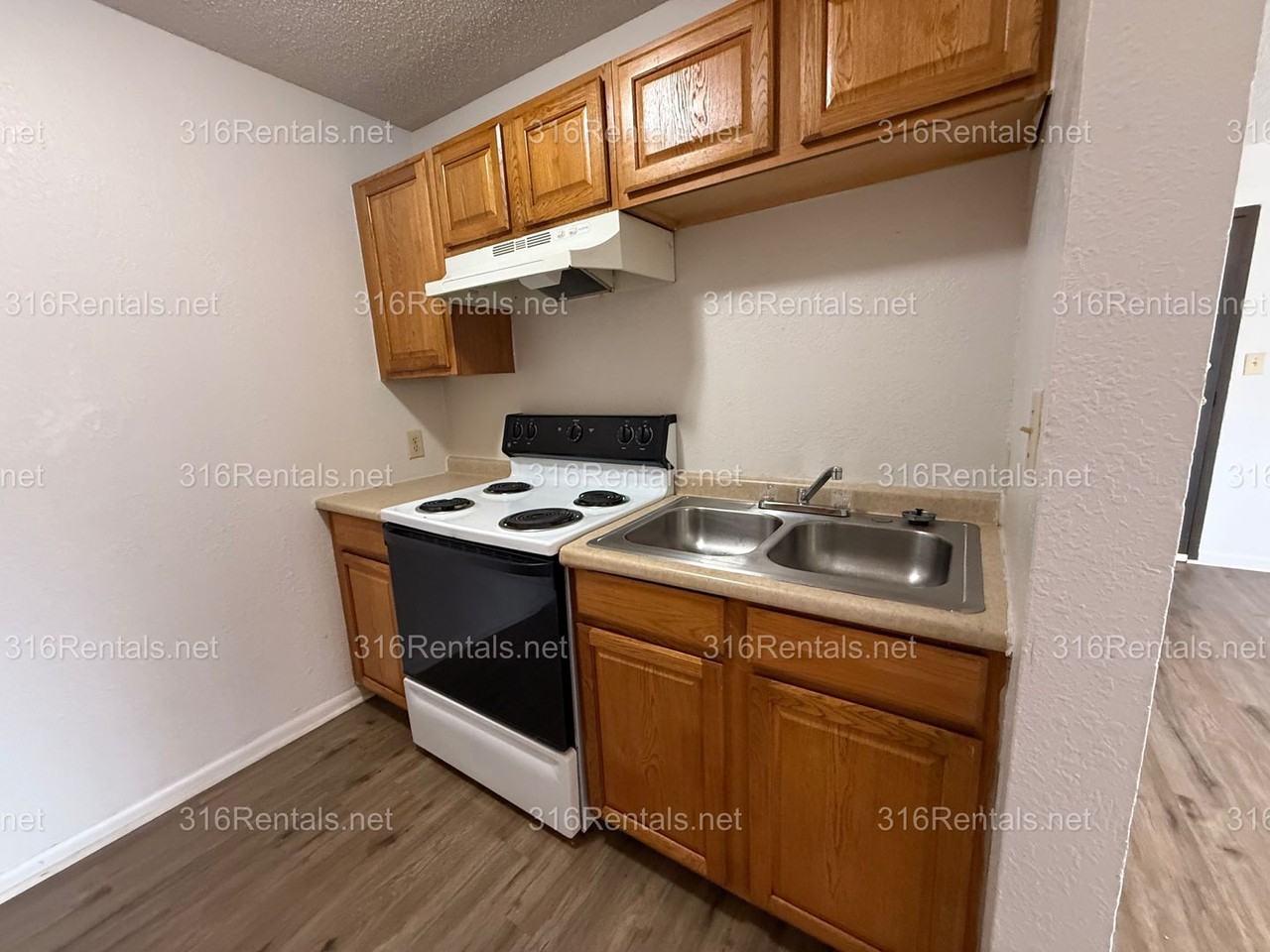 1514 E 17th St N - Photo 6 of 22