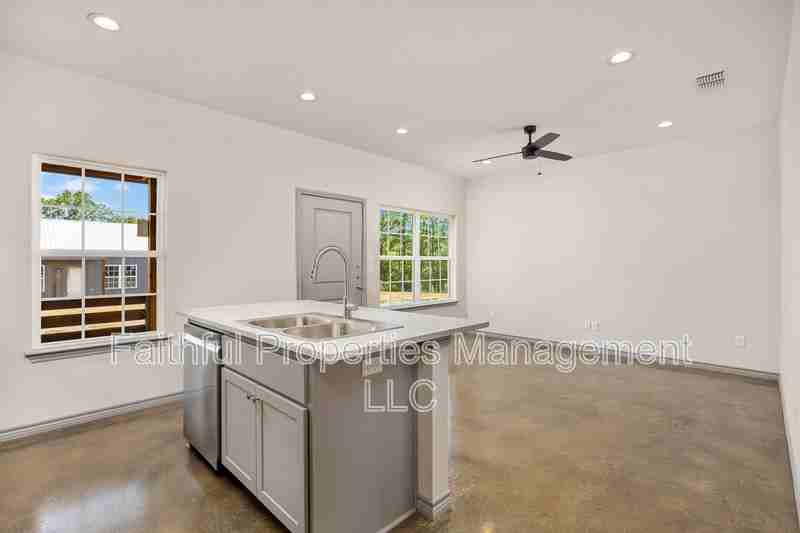 13554 Farm To Market Road - Photo 2 of 10