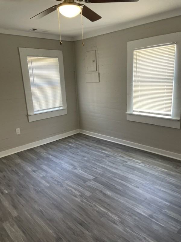 2 Union Ct - Photo 3 of 9