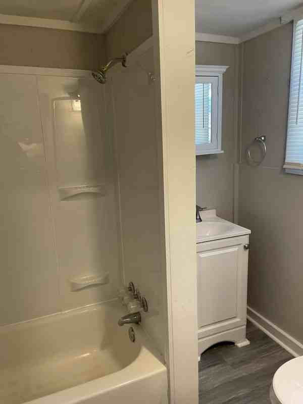 205 Ware St - Photo 3 of 8