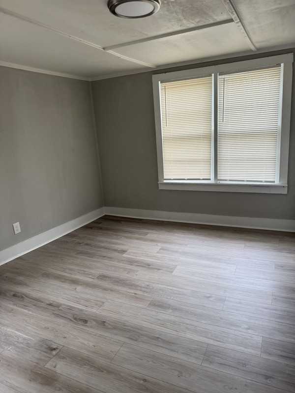 116 Jones St - Photo 6 of 7