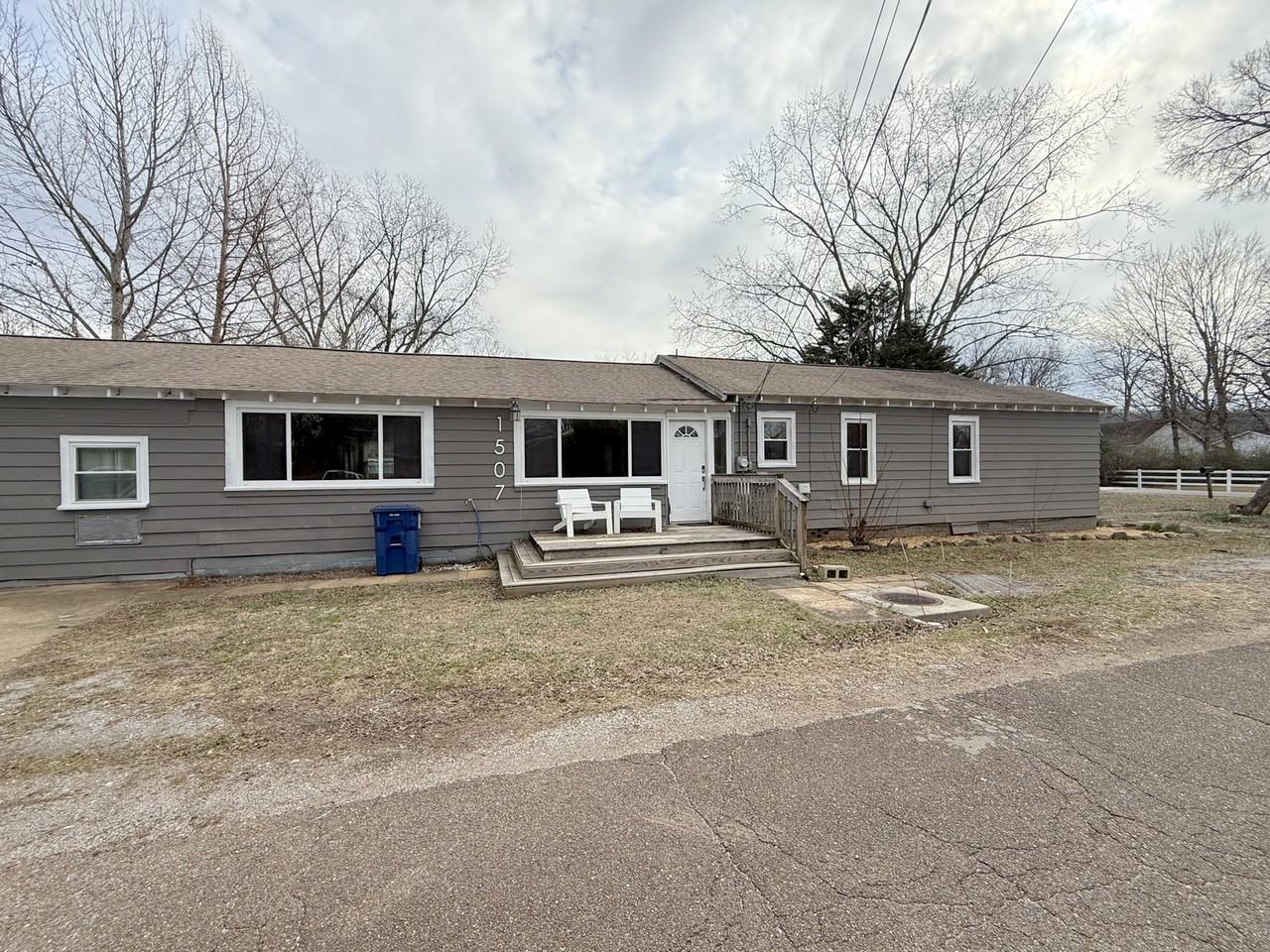 1507 Mccullough Ave Ne #1 - Photo 5 of 38