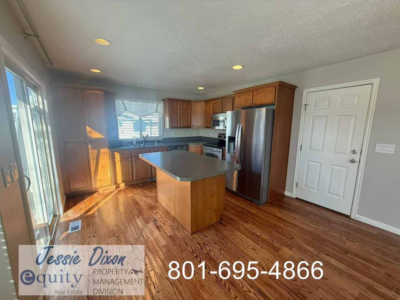 1989 N 2700 W #1 - Photo 4 of 28