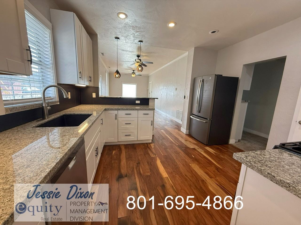 866 E 22nd St #1 - Photo 3 of 10