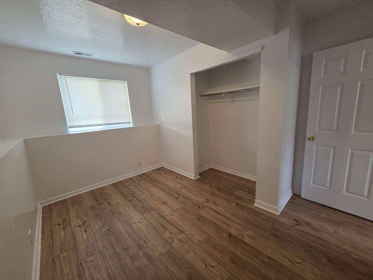 1122 Southwest Dr #1 - Photo 6 of 10